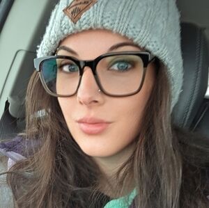 Meet your Posher, Jess